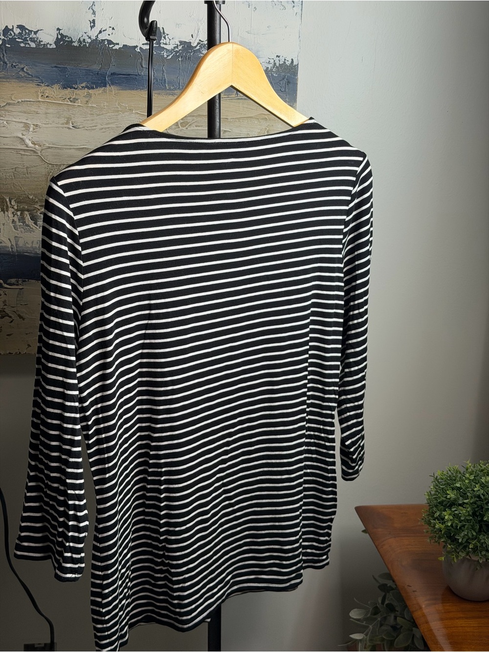 Vince Camuto | Tops | 34 Sleeve

Black And White Striped Shirt... - Picture 2 of 4
